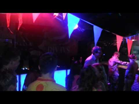 THRIANTA PROUD 2B FOUT 2013 1.