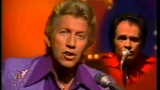 Porter Wagoner with Merle Haggard I Haven't Learned A Thing