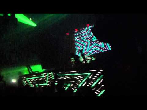 Markus Schulz - Rapture (Myon & Shane 54 Remix) - Pacha New York 5.4.12