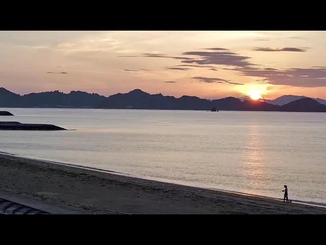 堀江海岸（左海面）