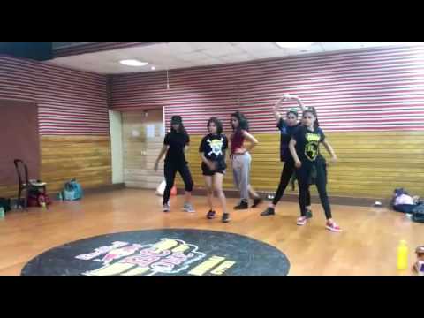 Nike ad choreography da da ding