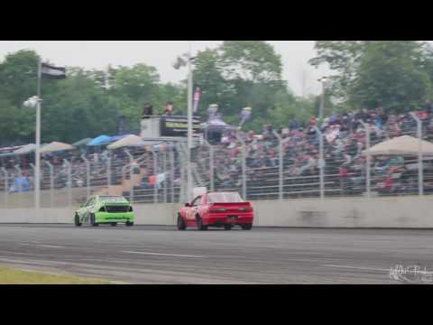Jeff Laflamme Leading Tomy Boisvert-Bellemare - Formula Drift Canada Round 2 2015