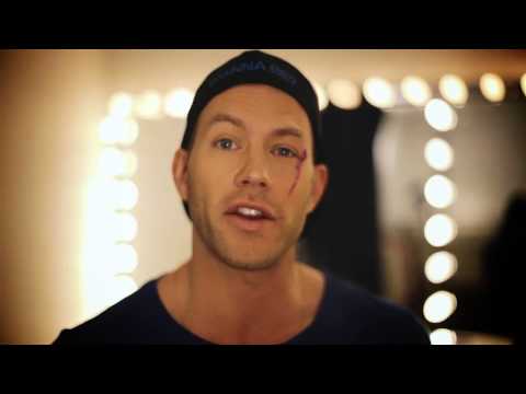 America's Next Top Model Art Gallery Paint Fight with Johnny Wujek