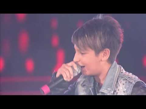 ADRIAN GAXHA & FLORIAN - NGJYRA E KUQE ( Kenga Magjike 2012 - Nata e dyte Gjysem Finale )