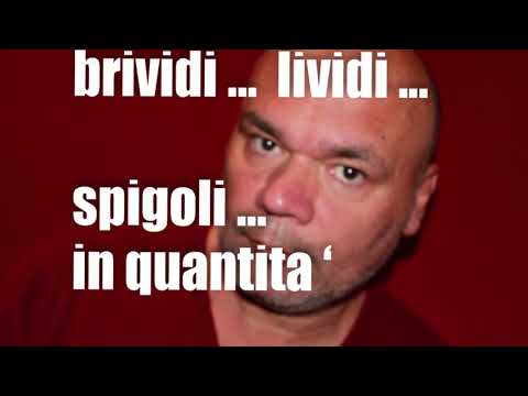 Quello che è destinato da posti di pigmentary su un corpo della persona Lentiggini per o contro