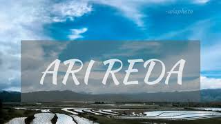 Download lagu Ari Reda - Sajak Kecil Tentang Cinta (Lirik - Sapardi Djoko Damono) mp3