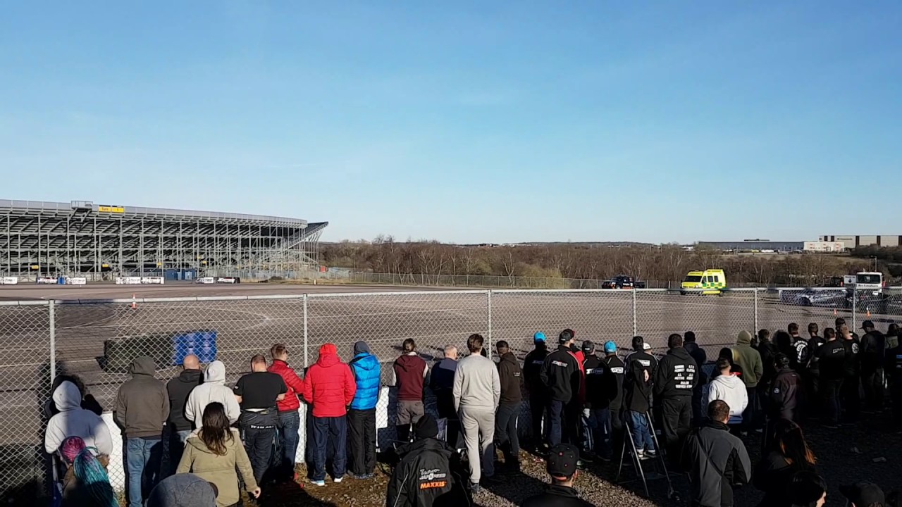 *DRIFT CRASH* BDC PRO-AM Matthew Denham R33 vs Lee Barker ER34