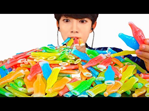 (SUB) ASMR NIK-L-NIPS WAX BOTTLES CANDY DRINKS Mukbang EATING SOUNDS SHOW