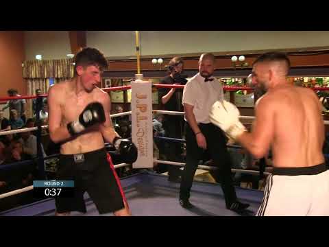 James Robinson vs Mark Andrews