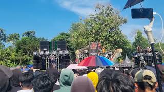 Download lagu BOFAST TIONGKOK GANK VS RAFA AUDIO BRONCO GANK.. MANAKAH YANG LEBIH UNGGUL.. SENG NILAI MASYARAKAT mp3 Download lagu BOFAST TIONGKOK GANK VS RAFA AUDIO BRONCO GANK.. MANAKAH YANG LEBIH UNGGUL.. SENG NILAI MASYARAKAT mp3