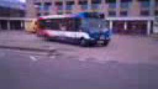 preview picture of video 'Andover Bus Station (25/09/2008)'