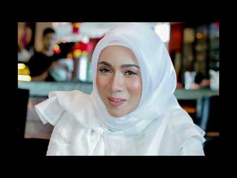 Amira Othman Tamatkan Zaman Bujang