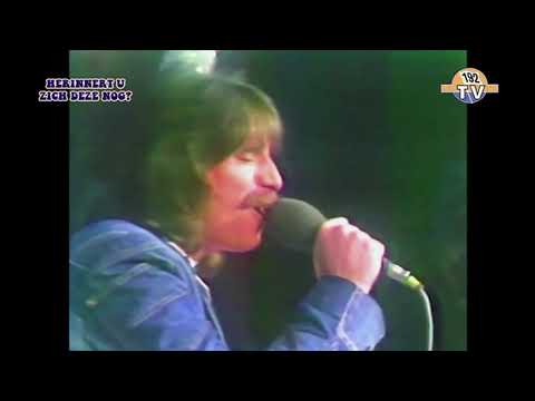 Three Dog Night - The Show Must Go On  (1974)