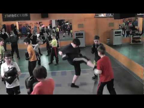 2013-03-21 Drills im Kickboxen - Junioren und Schülertraining - Sugambrer Fightclub
