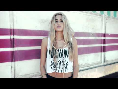 Ry & Frank Wiedemann - Howling