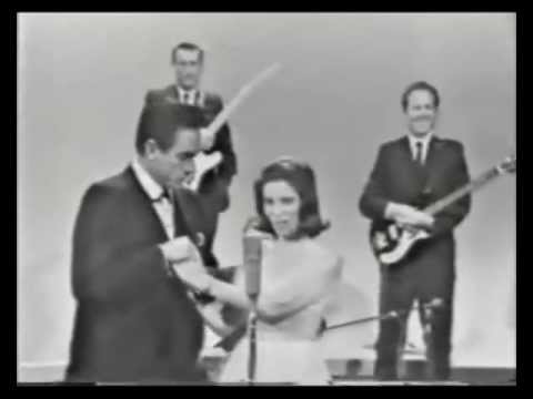 Johnny Cash & June Carter - 1967 [Raro]