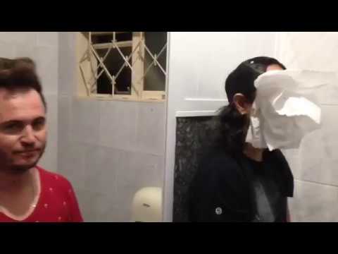 Vídeo bobagem - "Lavando o rosto"