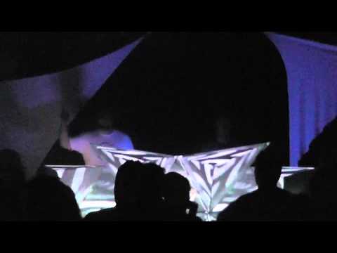 TLF presents Dustin Zahn 27th April 2013 - The Tunnels