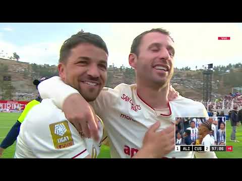 ¡UNIVERSITARIO CAMPEÓN 2024! Revive la celebración crema en Andahuaylas | VIDEO COMPLETO
