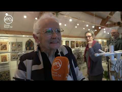 Toos Zegers-Koenders borduurt het Tapijt van Bayeux