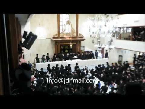 Pidyon Haben For Boyan Rebbe's Grandson - Teves 5777
