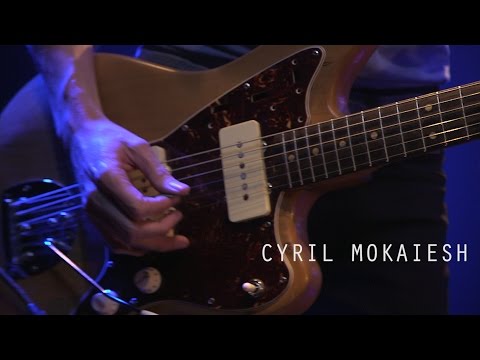 Cyril Mokaiesh - Je fais comme si - Live @ Le Pont des Artistes