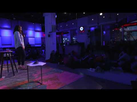 Alison Leiby at the Never Have I Ever Comedy Hour