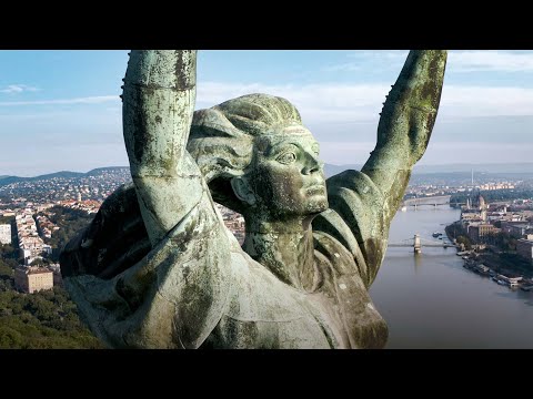 Kilátás A Szabadság Szobor Válláról, Budapeste. 4K