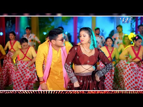 गजब तोहार झुमका — watch video