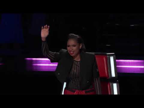 The Voice 2017 Blind Audition - Stone Cold - Brooke Simpson