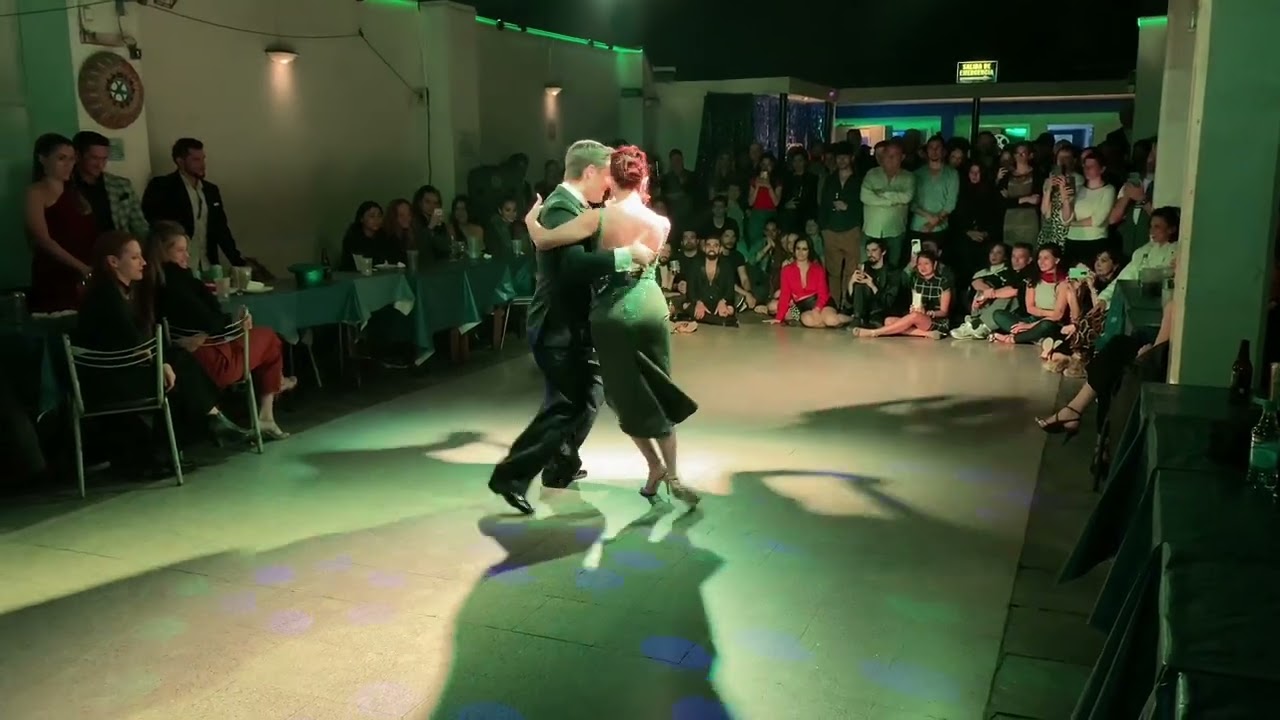 Vanesa Villalba y Facundo Piñero en Juernes Milonga (2/3)