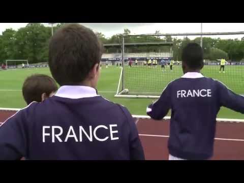 comment assister entrainement equipe de france clairefontaine