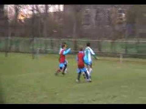 Voetbal Overbos Dominic