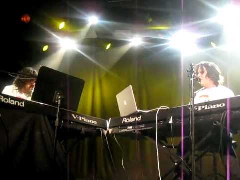 Steve Hogarth & Pep Sala "Cover My Eyes (Pain and Heaven)" Sala Music Hall (BCN) 14/01/2012