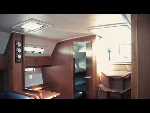 E Check in S:Y DENEB  LIFEJACKETS  BAVARIA CRUISER 40