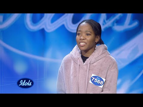Idols SA audition day 3: Tshegofatso Phora's Wooden Mic performance | S19 | Ep 1 | Mzansi Magic