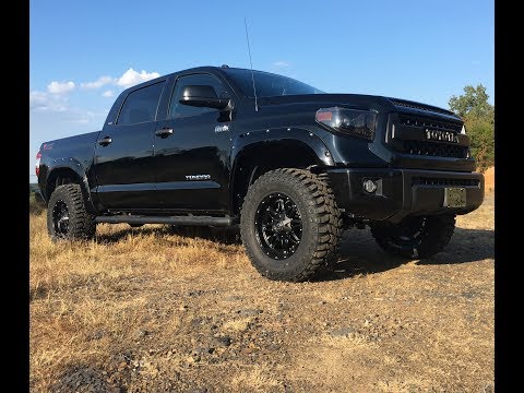 Lifted 2015 Toyota Tundra walk around