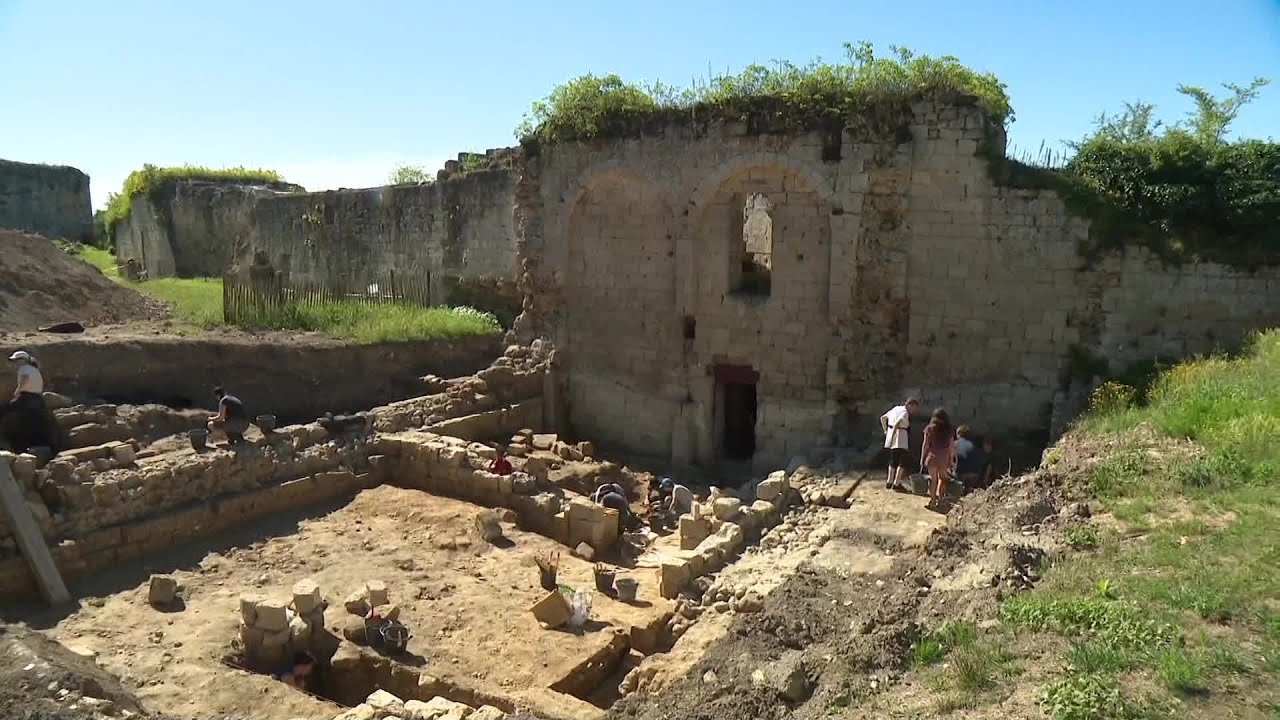 De nouvelles fouilles à Coucy-le-Château révèlent des traces du Xe siècle