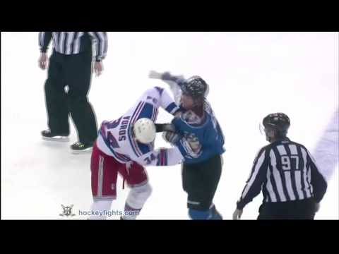 Aaron Voros vs Cody McLeod