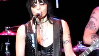 A.C.D.C. [Live] - Joan Jett &amp; The Blackhearts