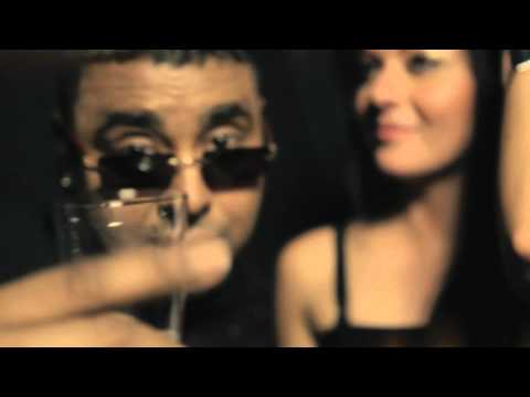 Beat Brouwers ft  Spitsofrenic & ROEMiS   Strictly