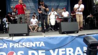 Grupo 24 horas performing &#39;Mami dame un beso&#39; &amp; &#39;Me dejaste solito&#39; at HighBridge Park 6/4/11