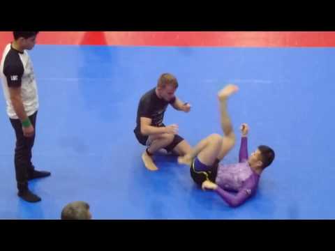Tommy Yip vs Mateusz Halas - FINAL - London Warriors Cup 2017 - No-Gi - Purple Adult