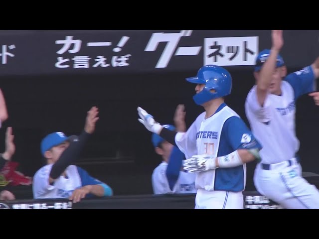 【4回裏】ぐんぐん伸びた!! ファイターズ・郡司裕也 レフトポール際へ第5号ソロホームラン!! 2025年7月5日 北海道日本ハムファイターズ 対 東北楽天ゴールデンイーグルス