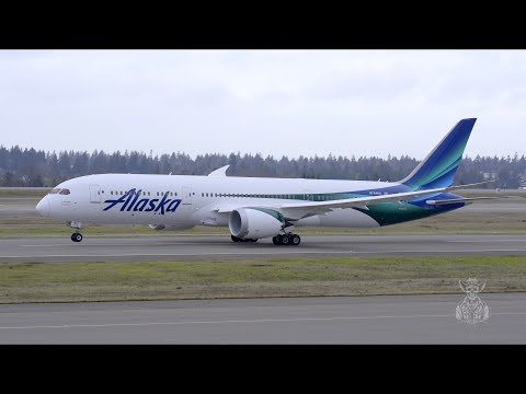 Alaska Airlines 787-9 First Takeoff From Seattle-Tacoma International Airport