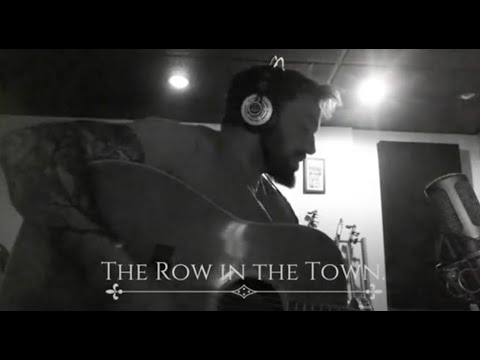 The Row in the Town / Erin Go Bragh - Peadar Kearney