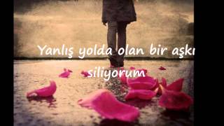 kokkini Grammi Kırmızı Bir Çizgi Natassa Theodoridou Turkce subs