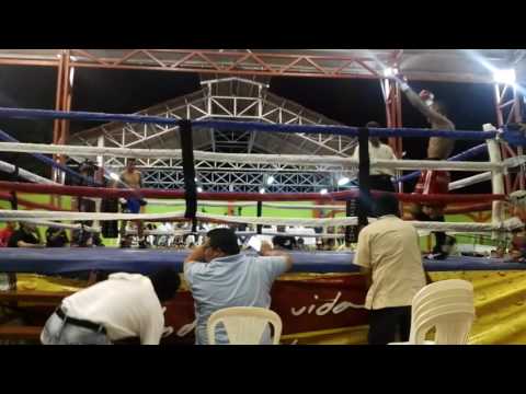Ramiro Blanco caída. Jimmy Aburto. Búfalo Boxing. Nicaragua 2016