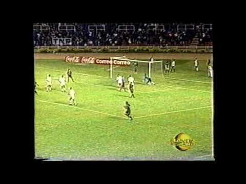 UNSA de Arequipa: 1 - Grau de Piura: 1. Gol de Alex Azáldegui.