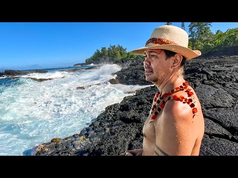 Harvesting Food from a Hawaiians Backyard